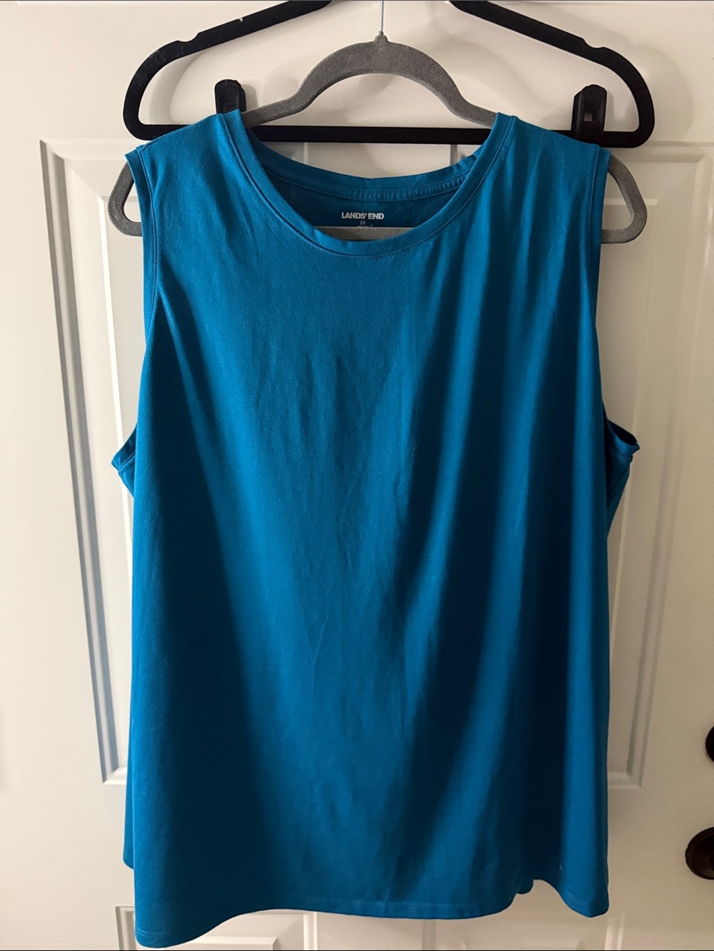 Lands' End Women’s Beautiful Teal Sleeveless Tank Top